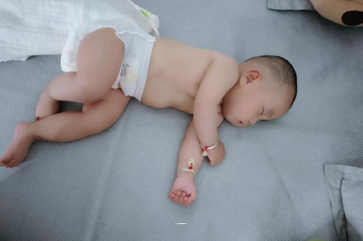 鹤壁没满月的宝宝